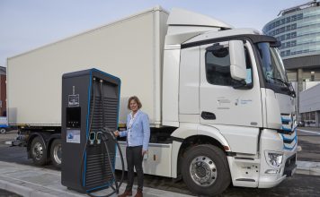 Daimler Trucks: E-Mobility Group Starts Global Initiative for Electric-Truck Charging Infrastructure