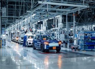 Preparations for BMW iX3 Start of Production Proceeding According to Plan
