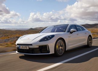Porsche Unveils Two New E-Hybrid Models for the Panamera Series