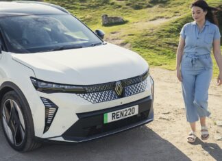 Renault and She’s Electric Partner to Empower Women with EV Test Drives