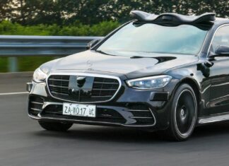 Mercedes-Benz Approved for Level 4 Driving Tests in Beijing
